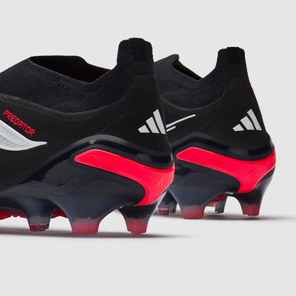 PREDATOR LACELESS ELITE FG "Immortal DNA"