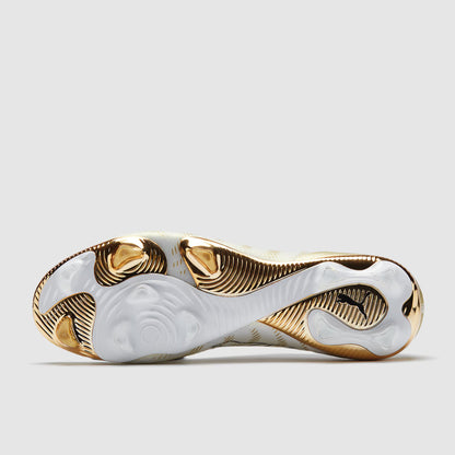 FUTURE 9 ULTIMATE FG - WHITE